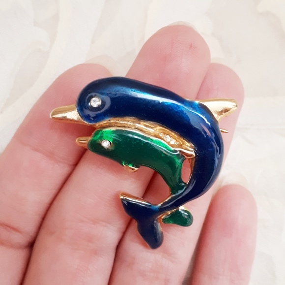 Lovely vintage dolphin pin brooch - Picture 2 of 5